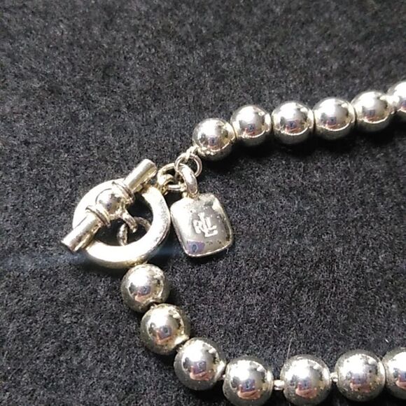 Ralph Lauren Silver Tone Metal Graduated Beaded Necklace Toggle Clasp - Picture 4 of 6